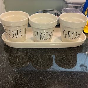 Rae Dunn Set of 3 Pots